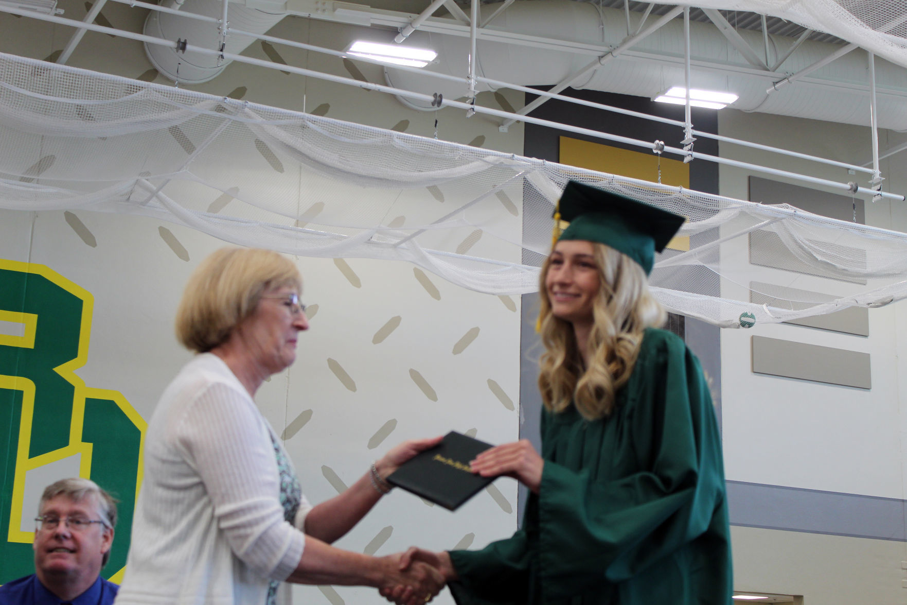 060219-ctzn-news-bd-grad081.jpg